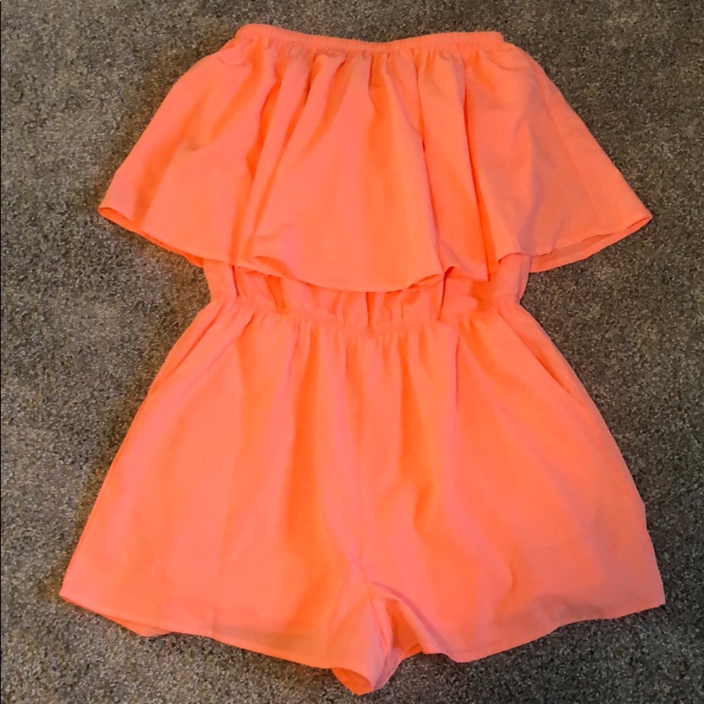 Vici coral romper